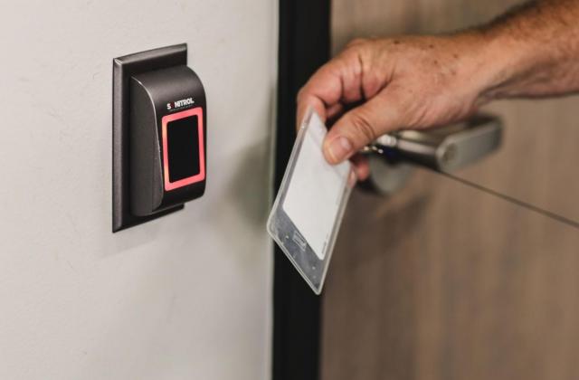 A Key To Easing The Lockdown? Mobile Door Access